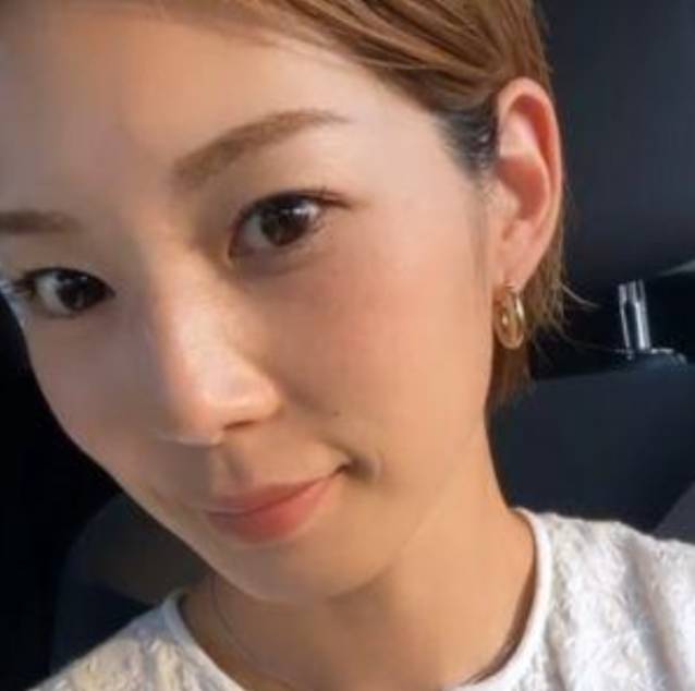 熟会のサクラ「シンママ明菜」