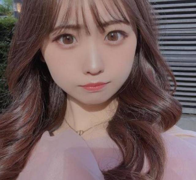 シェアのサクラ「なな」